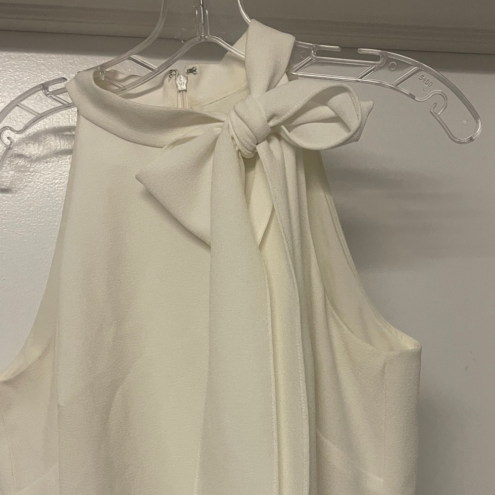 Vince Camuto White/Cream sleeveless Dress
